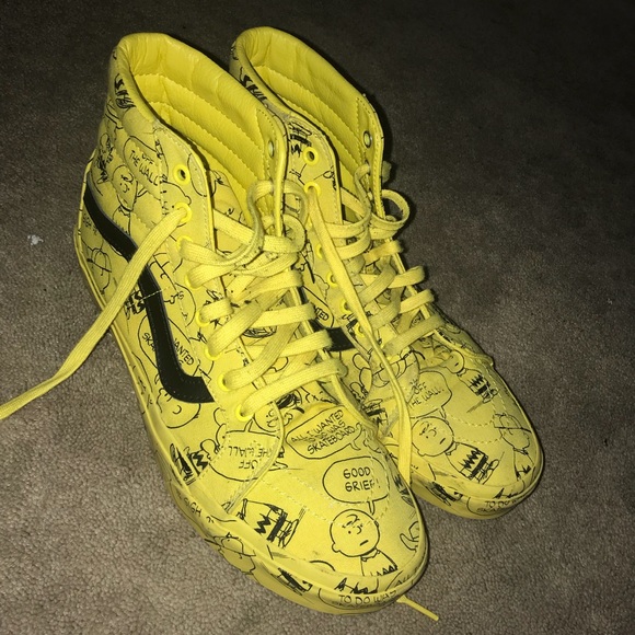 yellow snoopy vans